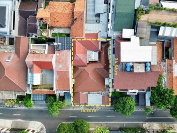 TEBET BARAT RUMAH SIAP HUNI AKSES JALAN UTAMA LEBAR