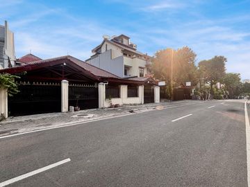TEBET BARAT RUMAH SIAP HUNI AKSES JALAN UTAMA LEBAR