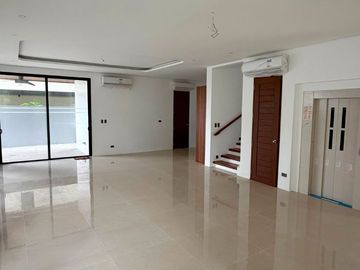 For Sale Brand New 5 Bedrooms in Alabang West Village