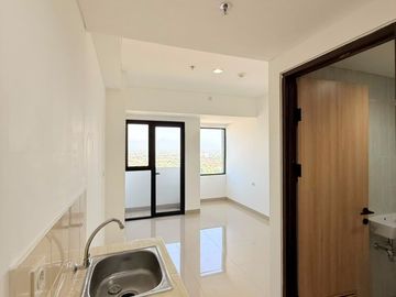 Dijual 1 unit kosongan tipe studio di Louvin Jatinangor