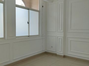 Disewakan ruko siap huni Di Grand Galaxy Bekasi
