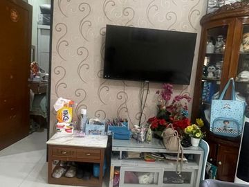 Rumah 2 Lantai Full Renovasi di Alam Indah, Cipondoh
