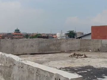 Dijual Murah Tanah & Bangunan 3 Lantai 70% Jadi di Jenggolo Sidoarjo