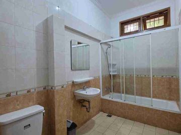 Rumah kebayoran baru Senopati area Prime Jakarta Selatan