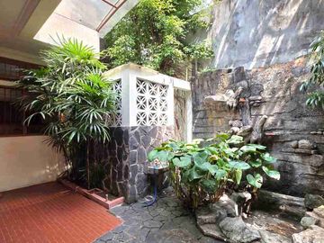 Rumah kebayoran baru Senopati area Prime Jakarta Selatan