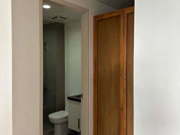 1-Bedroom Condo for Rent in Arya Residences BGC Taguig City