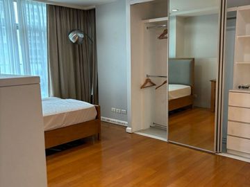 1-Bedroom Condo for Rent in Arya Residences BGC Taguig City