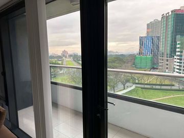 1-Bedroom Condo for Rent in Arya Residences BGC Taguig City