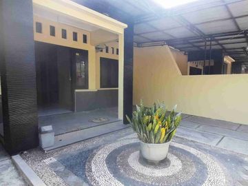 Di sewakan ada AC 10 menit ke UNS - RS Muwardi