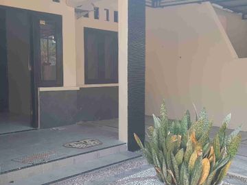 Di sewakan ada AC 10 menit ke UNS - RS Muwardi