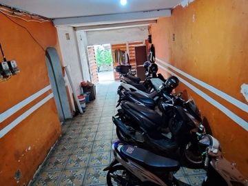 DIJUAL Kos Kosan + Toko 2 Lantai di Daerah Ragunan, Jakarta Selatan