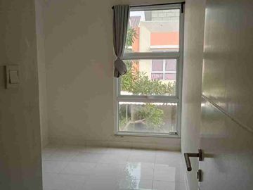 Disewakan Rumah Rapi Cluster Arcadia Gading Serpong Dkt Mall