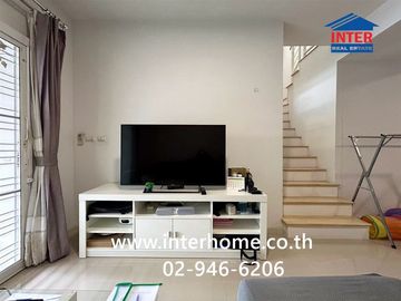 Two-story townhome, 18.7 sq.wah, Pruksa Ville 92 Onnut-Suvarnabhumi, near Suvarnabhumi Airport, Soi Ladkrabang 14/1, Ladkrabang Road, Bang Phli, Samut
