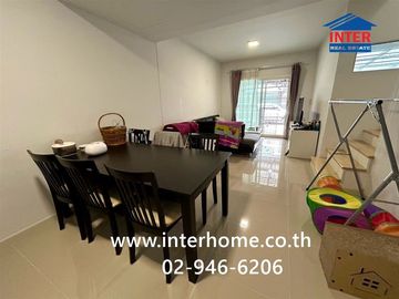 Two-story townhome, 18.7 sq.wah, Pruksa Ville 92 Onnut-Suvarnabhumi, near Suvarnabhumi Airport, Soi Ladkrabang 14/1, Ladkrabang Road, Bang Phli, Samut