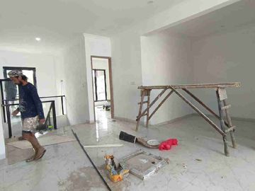 Dijual Rumah 2 Lantai Huk Minimalis Modern di Villa Melati Mas Serpong