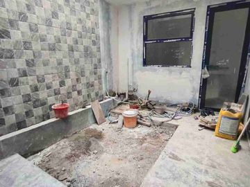 Dijual Rumah 2 Lantai Huk Minimalis Modern di Villa Melati Mas Serpong