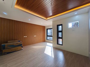 For Sale Modern 3 Storey Townhouse in Tandang Sora, Q.C. KSA