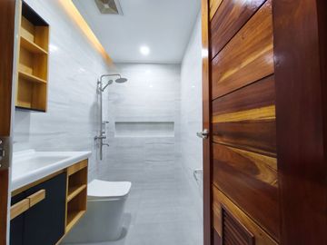 For Sale Modern 3 Storey Townhouse in Tandang Sora, Q.C. KSA