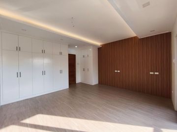 For Sale Modern 3 Storey Townhouse in Tandang Sora, Q.C. KSA