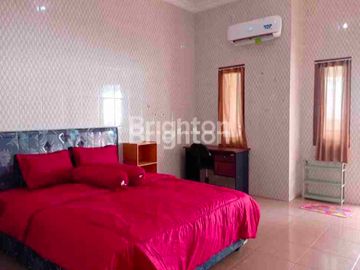 Kost Exclusive di dekat kampus UII 14 kamar, siap menghasilkan cuan.