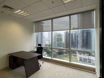 SEWA RUANG KANTOR MENARA SUNLIFE DI MEGA KUNINGAN LUAS MULAI 90-180 SQM FURNISHED