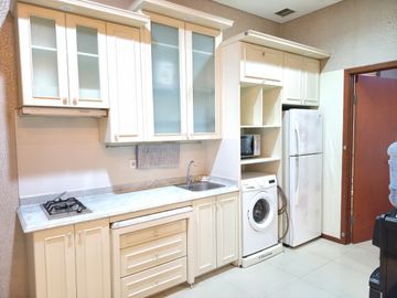Disewakan 1 Kamar Tidur Apartment Thamrin Residences View Swimming Pool - Jakarta Pusat
