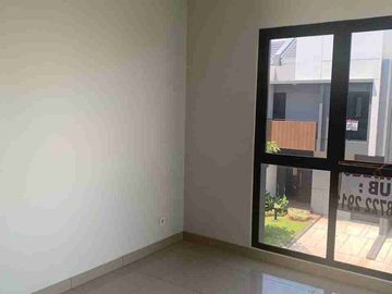 rumah brand new sumarecon crow gading harapan indah bekasi
