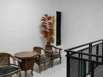 Jual Rumah Rapi siap huni ada Pool di Bukit Golf