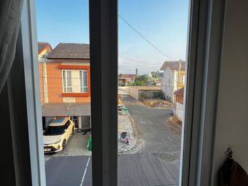 Dijual Rumah Kost Full Penghuni, 2 Menit ke IPDN