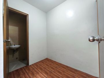 For Sale Modern 3 Storey Compound Type Townhouse in Tandang Sora, Q.C. KSA
