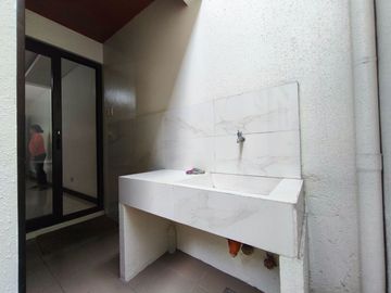 For Sale Modern 3 Storey Compound Type Townhouse in Tandang Sora, Q.C. KSA