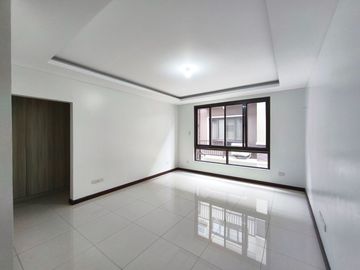 For Sale Modern 3 Storey Compound Type Townhouse in Tandang Sora, Q.C. KSA