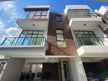 For Sale Modern 3 Storey Townhouse w/ Roofdeck in East Teachers Village, Q.C. KSA