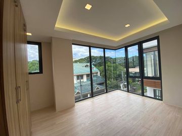 For Sale Modern 3 Storey Townhouse w/ Roofdeck in East Teachers Village, Q.C. KSA
