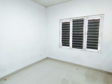 Disewakan Cepat Cluster Omaha Gading Serpong, Semi Furnished dan Sudah Renov