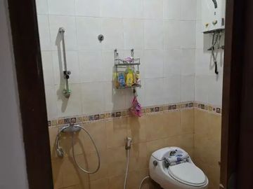 Di Sewakan Rumah Siap Huni 2 Lantai di Jl Kartini, Sawah Besar , Jakarta Pusat