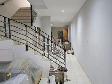 Di Sewakan Rumah Siap Huni 2 Lantai di Jl Kartini, Sawah Besar , Jakarta Pusat