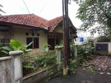 DIJUAL – Rumah + 2 Paviliun LT 360 m² Dekat UI di Beji, Depok 🏠✨