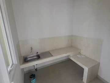 Disewakan rumah siap huni 3 kamar tidur di Cluster San Lorenzo Gading Serpong Tangerang