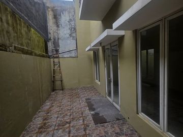 Disewakan rumah siap huni 3 kamar tidur di Cluster San Lorenzo Gading Serpong Tangerang