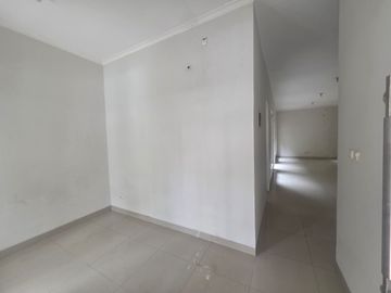 Disewakan rumah siap huni 3 kamar tidur di Cluster San Lorenzo Gading Serpong Tangerang