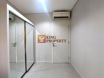 Furnished Interior Elegant Selangkah ke Central Park Mall, Disewa 2BR Apartemen Madison Park Podomoro City Jakarta barat.