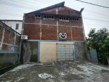 DISEWAKAN GUDANG EKS HOME INDUSTRI KONVEKSI LANTAI KERAMIK