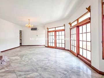 Rumah Lokasi Prestisius di Permata Hijau Tepatnya Jl Zamrud