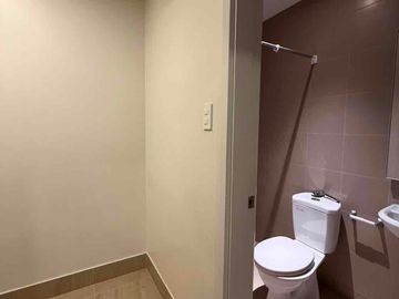 BALMORI SUITES ROCKWELL FOR SALE