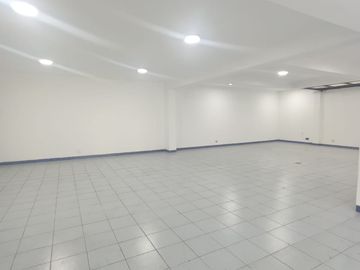 ALQUILER DE LOCAL COMERCIAL 200 M² – PÁRDO DE ZELA - LINCE
