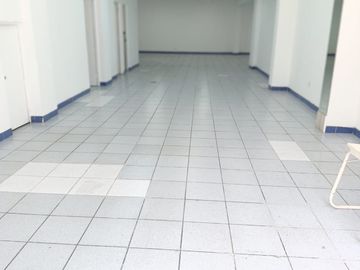 ALQUILER DE LOCAL COMERCIAL 200 M² – PÁRDO DE ZELA - LINCE