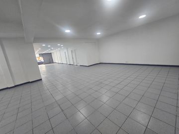 ALQUILER DE LOCAL COMERCIAL 200 M² – PÁRDO DE ZELA - LINCE