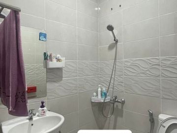URGENT SALE! Rumah 2 Lantai LT 160m² di Cluster CherryVille Grand Wisata Bekasi – Rp2,99 M Nego  2.