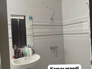 URGENT SALE! Rumah 2 Lantai LT 160m² di Cluster CherryVille Grand Wisata Bekasi – Rp2,99 M Nego  2.